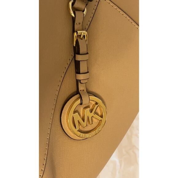 Michael Kors Jet Set Tote Bag - Top Zip Beige Tone Women's Bag - Picture 4 of 13